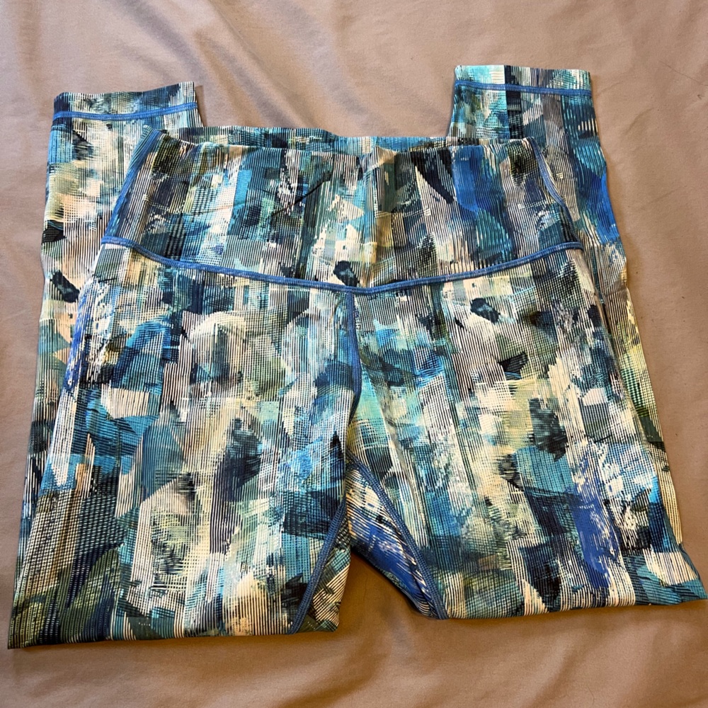Lululemon Leggings! - Picture 3 of 7